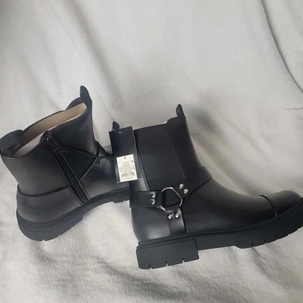 art class Black Lug Sole Chelsea Boots with Side Zipper - Picture 10 of 12